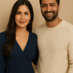 Katrina Kaif और Vicky Kaushal अपने पहले बेटे के जन्म की खुशी में साथ मुस्कुराते हुए, बॉलीवुड के नए पेरेंट्स।